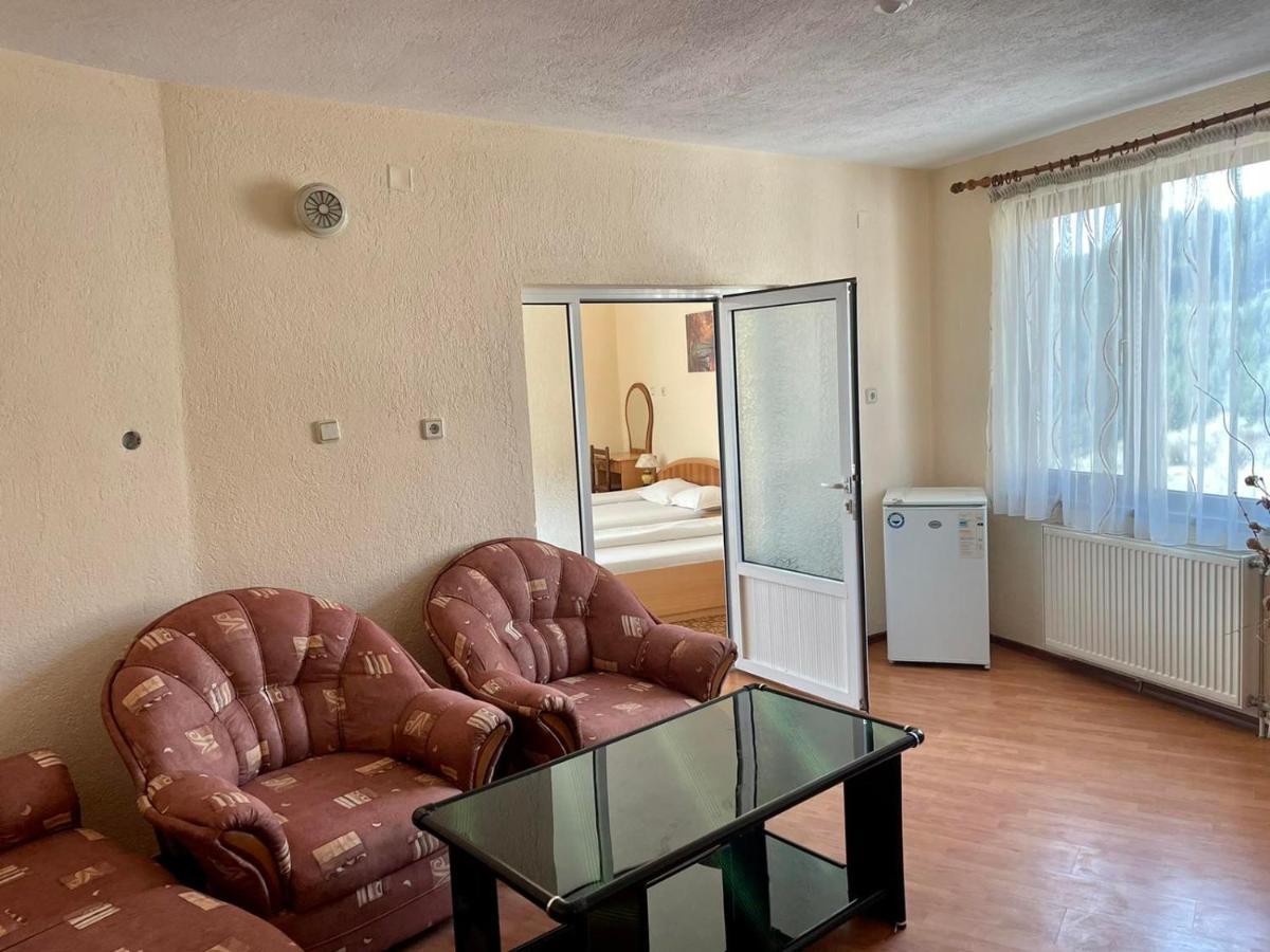 Къща За Гости С Механа Баджо Dospat Room photo